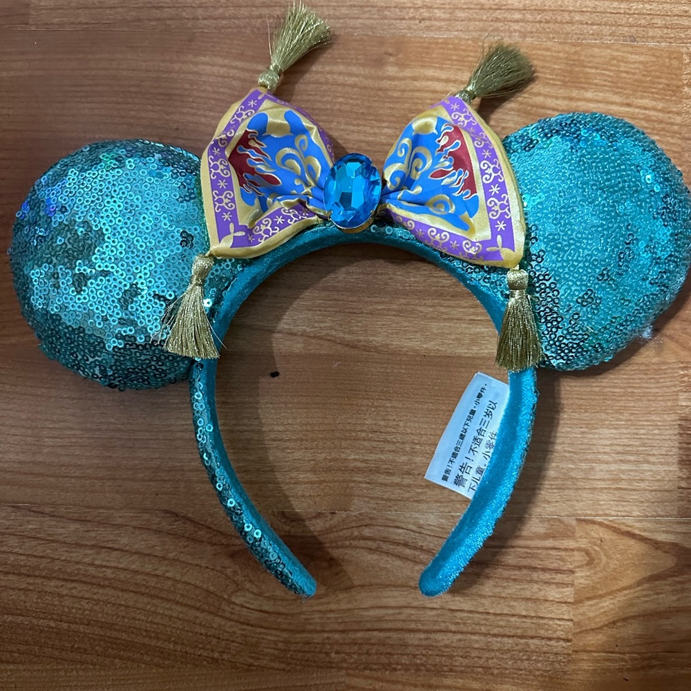 Jasmine Mickey ears headband.